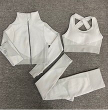 Load image into Gallery viewer, Seamless Women Yoga Workout Sportswear Sets