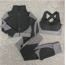 Load image into Gallery viewer, Seamless Women Yoga Workout Sportswear Sets