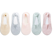 Load image into Gallery viewer, 5 Pairs Women Lace Flower Non-Slip Invisible Ankle Socks freeshipping - Tyche Ace