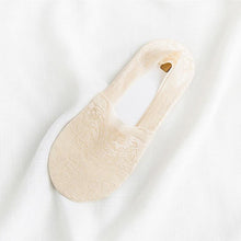 Load image into Gallery viewer, 5 Pairs Women Lace Flower Non-Slip Invisible Ankle Socks freeshipping - Tyche Ace