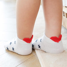 Load image into Gallery viewer, 5Pairs Baby Cotton Cute Lovely Red Heart Design Short Socks freeshipping - Tyche Ace