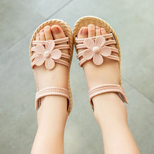 Load image into Gallery viewer, Girls Soft Bottom Flowers Design Sandals
