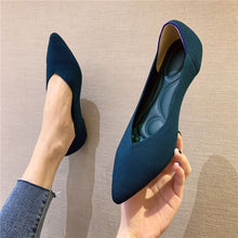 Load image into Gallery viewer, Women Flat Heel Pointed Toe Shoes