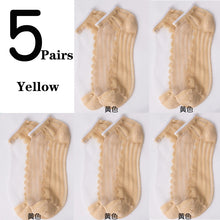 Load image into Gallery viewer, 5 Pairs Ultra Thin Transparent Daisy Flower Design Ankle Socks freeshipping - Tyche Ace