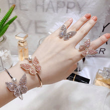 Load image into Gallery viewer, Adjustable Elegant Crystal Butterfly Pearl Zirconia Bracelet