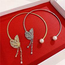 Load image into Gallery viewer, Crystal Butterfly Open Collar Choker Necklace For Women