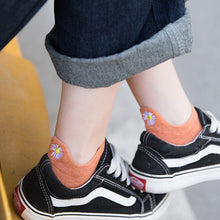 Load image into Gallery viewer, Embroidered Daisy Flower Comfortable Women Cute Socks freeshipping - Tyche Ace