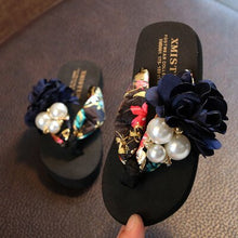 Load image into Gallery viewer, Kids Stylish Non-Slip Big Flower Flip Flops freeshipping - Tyche Ace