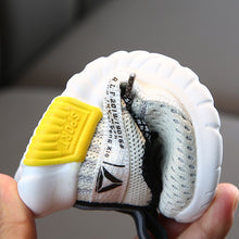 Load image into Gallery viewer, Unisex Kids Mesh Breathable Casual Comfortable Trainers For Kids