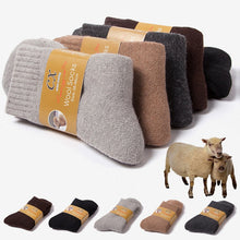 Load image into Gallery viewer, Unisex Winter Warm Super Thick Merino Wool Socks - Tyche Ace