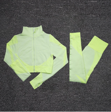 Load image into Gallery viewer, Seamless Women Yoga Workout Sportswear Sets