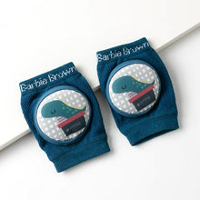 Load image into Gallery viewer, Infant Non- Slip Mesh Thin Cotton Breathable Crawling Protective  Kneepads freeshipping - Tyche Ace