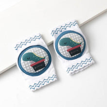 Load image into Gallery viewer, Infant Non- Slip Mesh Thin Cotton Breathable Crawling Protective  Kneepads freeshipping - Tyche Ace