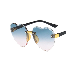 Load image into Gallery viewer, Kids Unisex Heart Shaped Design Rimless Sunglasses freeshipping - Tyche Ace