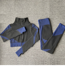 Load image into Gallery viewer, Seamless Women Yoga Workout Sportswear Sets