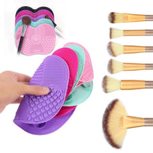 Load image into Gallery viewer, Silicone Foundation Makeup Brush Washing Cleaning Scrubbing Pad freeshipping - Tyche Ace
