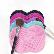 Load image into Gallery viewer, Silicone Foundation Makeup Brush Washing Cleaning Scrubbing Pad freeshipping - Tyche Ace