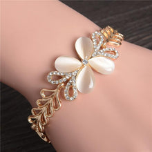 Load image into Gallery viewer, Stunning Women Cat's Eye Bracelet freeshipping - Tyche Ace