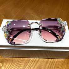 Load image into Gallery viewer, sunglasses women 2020 new fashon Vinage Sqaure luxury glasses Rimless rhinesotne sunglasses Shades For Women Summer oculos freeshipping - Tyche Ace