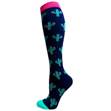Load image into Gallery viewer, breathable compression socks for men and women