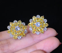 Load image into Gallery viewer, Women Clear Sterling Silver Yellow/White Daisy Flower Stud Earrings freeshipping - Tyche Ace