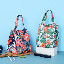 Load image into Gallery viewer, Women Multicolour Waterproof Portable Thermal Lunch Picnic Bag freeshipping - Tyche Ace