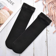 Load image into Gallery viewer, Women Winter Warm Cotton Plus Velvet Breathable Sweat-Absorbing Socks freeshipping - Tyche Ace