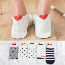Load image into Gallery viewer, 5 Pack Casual 3D Boat Heart Invisible Ankle Socks freeshipping - Tyche Ace
