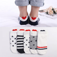 Load image into Gallery viewer, 5 Pack Casual 3D Boat Heart Invisible Ankle Socks freeshipping - Tyche Ace
