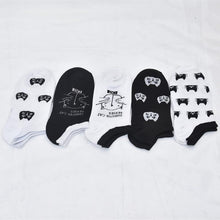 Load image into Gallery viewer, 5 Pack Casual 3D Boat Heart Invisible Ankle Socks freeshipping - Tyche Ace
