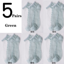 Load image into Gallery viewer, 5 Pairs Ultra Thin Transparent Daisy Flower Design Ankle Socks freeshipping - Tyche Ace
