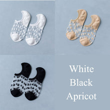 Load image into Gallery viewer, 3 Pairs Transparent Lace Flower Design Elastic Invisible Boat Best Socks For Women freeshipping - Tyche Ace
