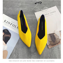 Load image into Gallery viewer, Knitted Fabric Comfortable Flat Pointed Toe Breathable Pumps

