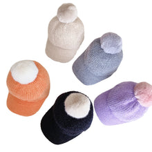 Load image into Gallery viewer, Unisex Winter Pom Pom Design Knitted Caps for Kids
