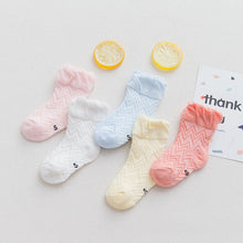 Load image into Gallery viewer, 5 Pairs Thin Mesh Cute Socks For Babies
