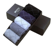 Load image into Gallery viewer, 5 Pairs Comfortable Stretchy Breathable Socks For Men
