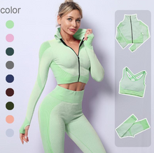 Load image into Gallery viewer, Seamless Women Yoga Workout Sportswear Sets
