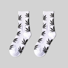 Load image into Gallery viewer, Unisex Cotton Floral Breathable Crew Socks freeshipping - Tyche Ace
