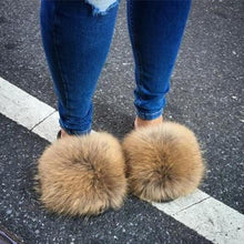 Load image into Gallery viewer, Women indoor/outdoor Luxury Plush Fluffy Faux Fur  Flip Flop Slippers freeshipping - Tyche Ace

