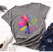 Load image into Gallery viewer, Women Stunning Roses Daisies T Shirt- Be different freeshipping - Tyche Ace
